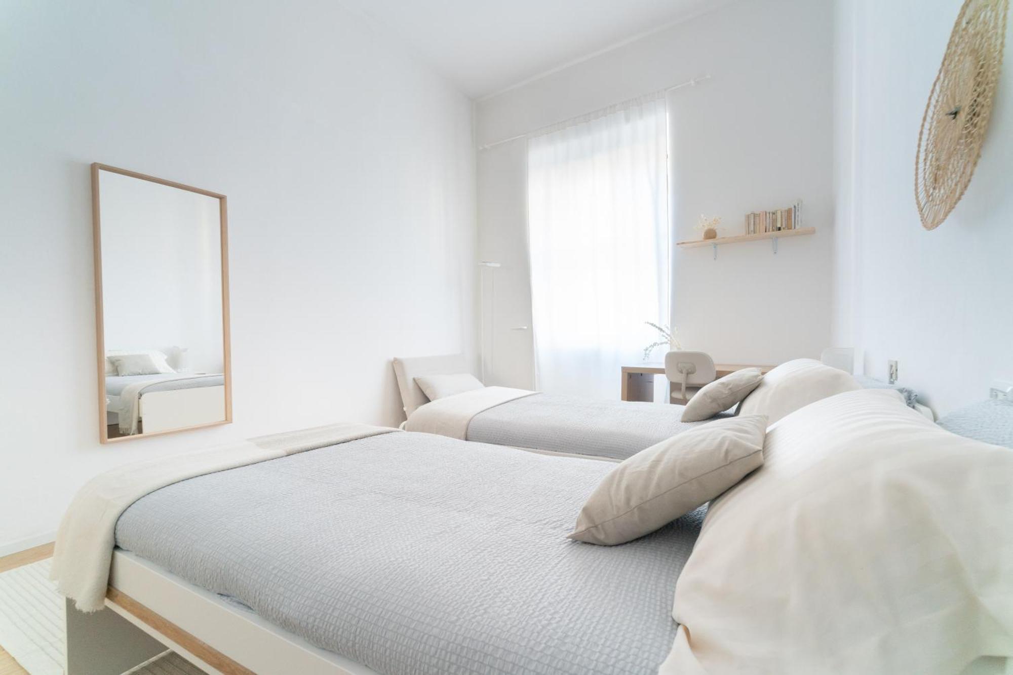 Grand Central 1845 - 2 Bedrooms Design Flat Bergamo Exterior photo